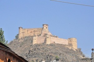 hari-parbat-fort-srinagar