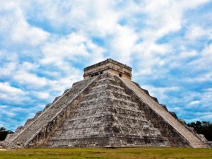 chichen-itza